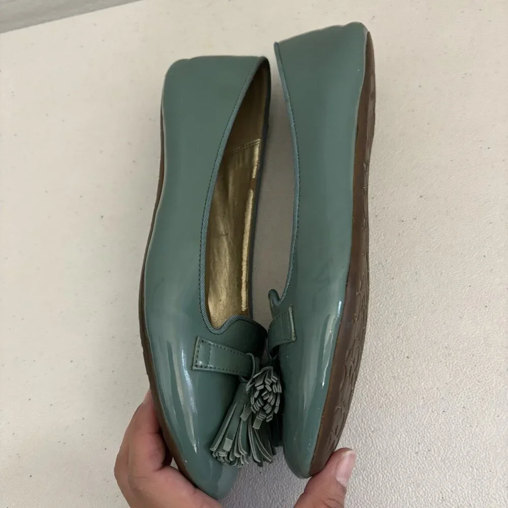Coach Teal Green Patent Leather Loafers Women 6 US